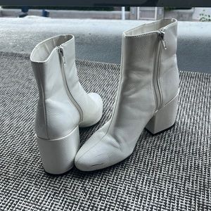 UO Platform Boots